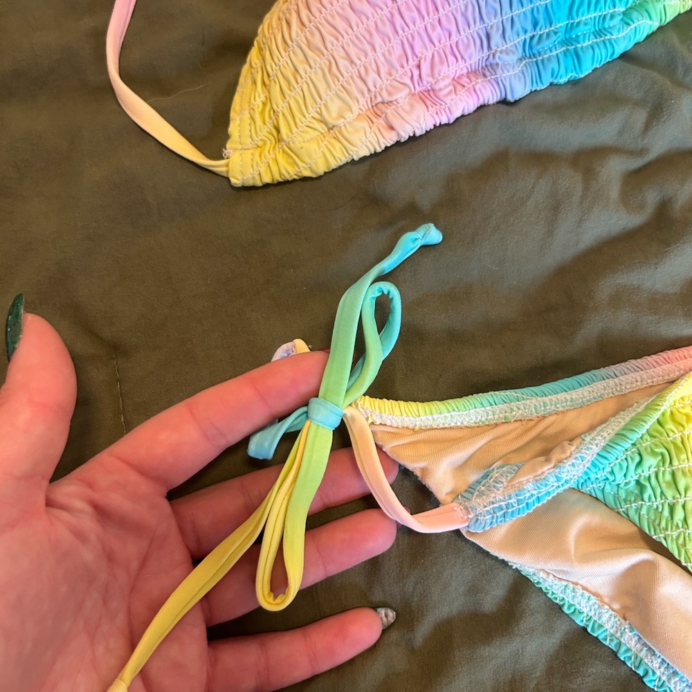 🌈🌈 rainbow bikini 👙 - Picture 3 of 5